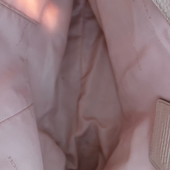 Coach Cream/ Peach Leather Crossbody Bag - Picture 6 of 7